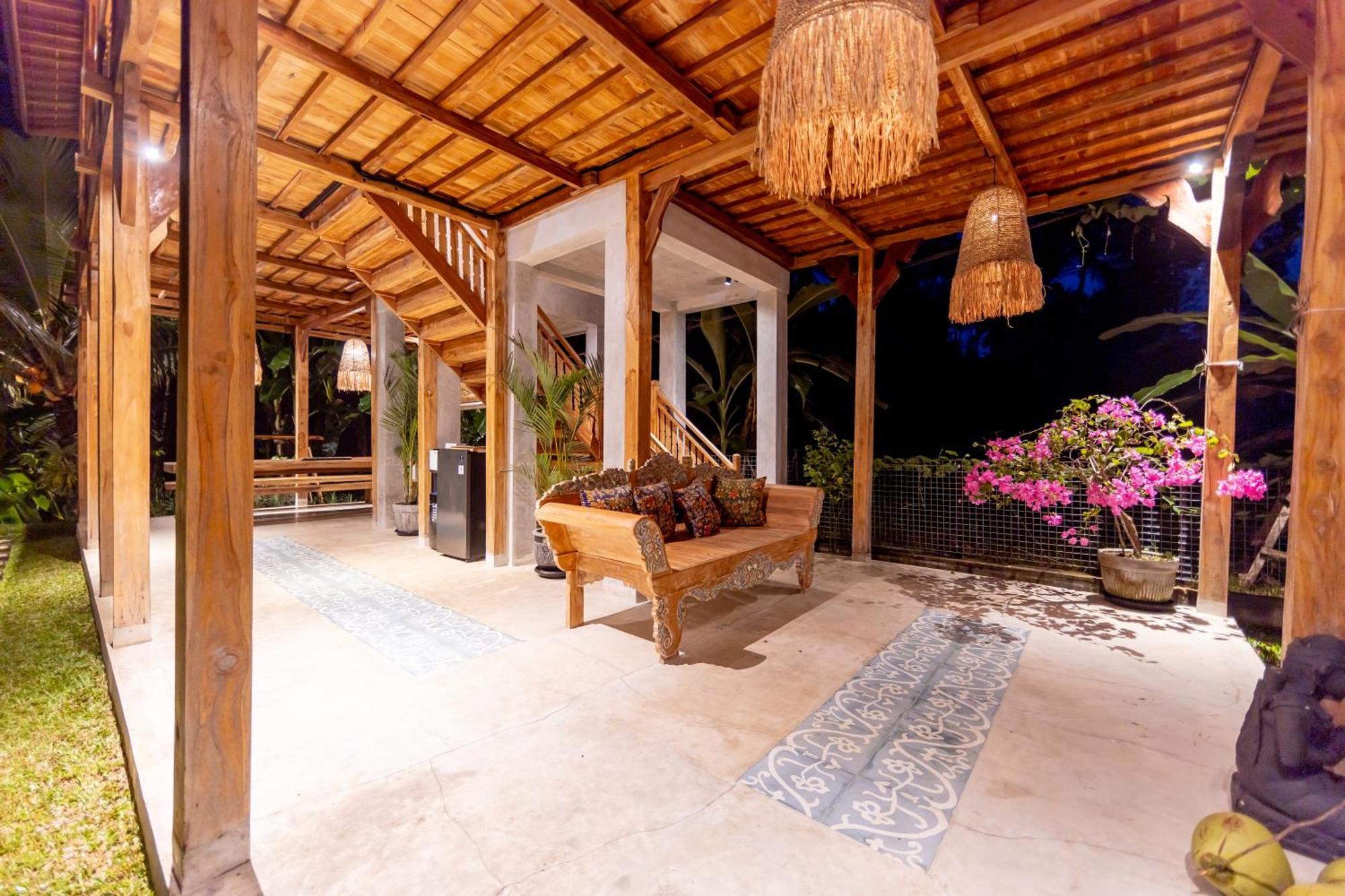 Rumah Guci أوبود المظهر الخارجي الصورة